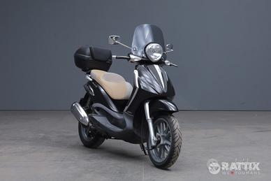 PIAGGIO Beverly Tourer 300
