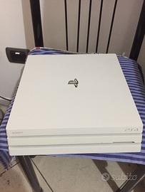 ps4 pro bianca + 5 giochi