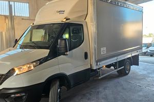 Iveco daily 35c16 Motore 3000cc anno 2023