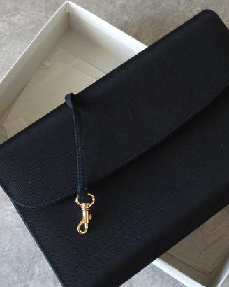 borsa pochette in canneté nera