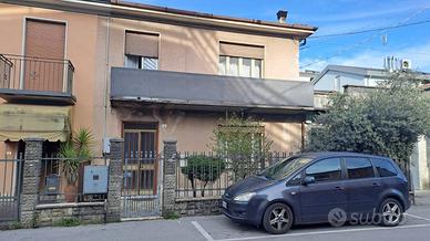 Casa indipendente di 415 m² con 4 locali a Arzigna