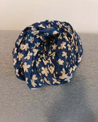 foulard blu e bianco