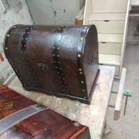 Bauletto antico in eco pelle in eccellenti condizi