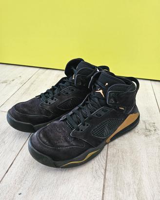 Sneakers Jordan Mars 270