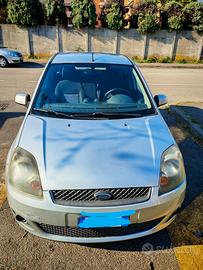 Ford Fiesta 1.4 tdci diesel 