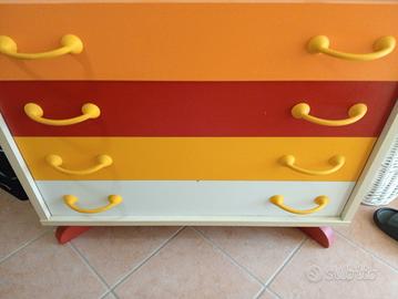 cassettiera /fasciatoio quattro cassettoni