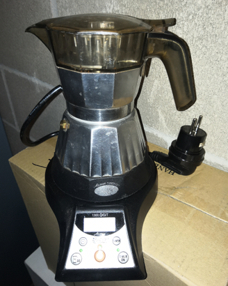 Macchina caffe'