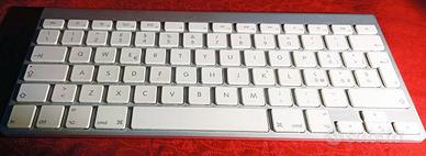 TASTIERA ORIGINALE MAC A BATTERIE