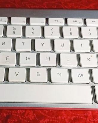 TASTIERA ORIGINALE MAC A BATTERIE