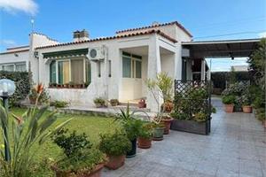 Fontane Bianche villa in residence-3479246944