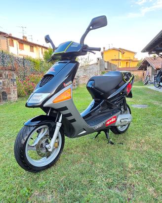 Aprilia sr replica  chesterfield 