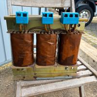 Trasformatore 380/220
