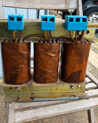 Trasformatore 380/220