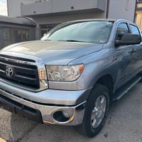 2011 Toyota Tundra CrewMax - solo export