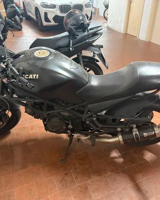 ducati monster 695
