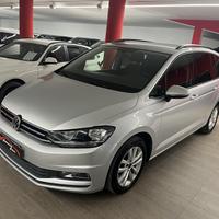Volkswagen Touran VW TDI DSG 7 posti