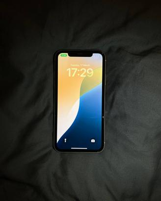 Iphone 11 128GB con cover