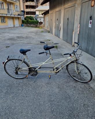 tandem 