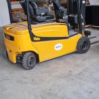 Carrello elevatore YALE PORTATA 2000KG