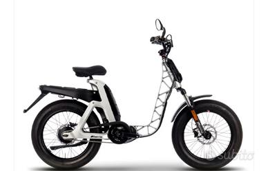 Fantic issimo E-Bike nuova accesssoriata