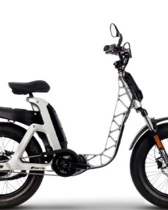 Fantic issimo E-Bike nuova accesssoriata
