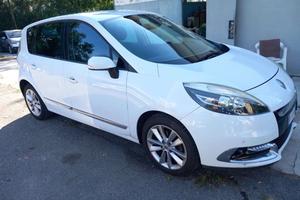 Renault Scenic Scénic XMod 1.5 dCi 110CV EDC Bose
