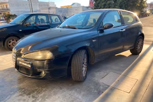 Alfa Romeo 147 1.9 JTD (115 CV) cat 5p. Distinctiv