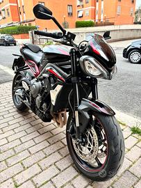 Triumph Street Triple R 765