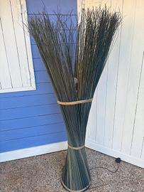 lampada da terra in legno