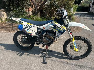 Husqvarna 250 4 T Cross