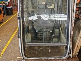 Cabina usata per escavatore ex215