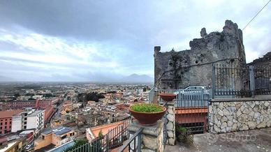 * RIF. 1429 - INDIPENDENTE CON AMPIO PARCHEGGIO E