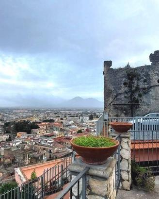 * RIF. 1429 - INDIPENDENTE CON AMPIO PARCHEGGIO E