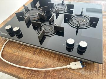 Piano cottura Electrolux 4 fuochi in vetro nero