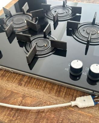 Piano cottura Electrolux 4 fuochi in vetro nero