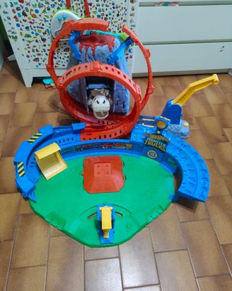 posta Hot Wheels -  Monster Trucks Arena Vulcano

