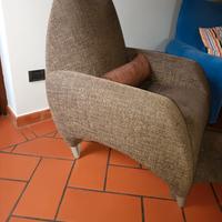 poltrona con pouf