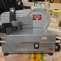 ER-STOCK-050 AFFETTATRICE ELETTRICA AFF. 200 100W