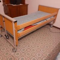 Letto ospedaliero motorizzato + materasso