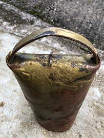 Vecchio campanaccio per animali