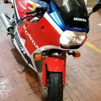 Honda VF 1000 r