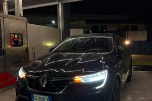 Renault arkana Rs line 145cv