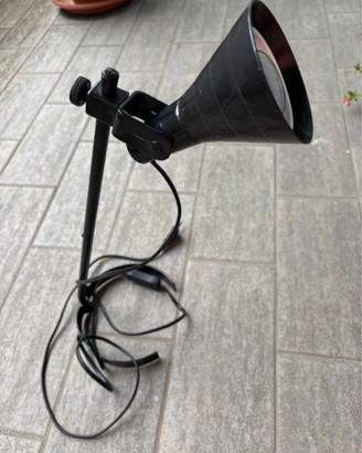 Lampada da tavolo nera