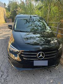 Mercedes T180d