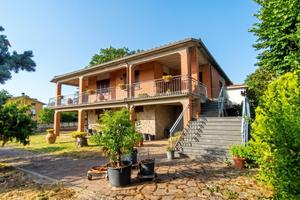 Villa a Guardea
