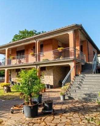 Villa a Guardea