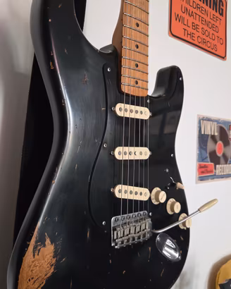 Fender Stratocaster Road Worn Gilmour Relic Black