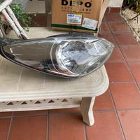 Faro per macchina  Hyundai ( H4)