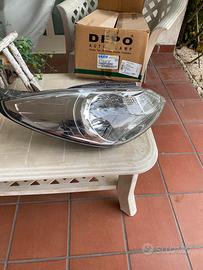 Faro per macchina  Hyundai ( H4)
