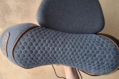 CUSCINO ANATOMICO RISCALDANTE E MASSAGGI